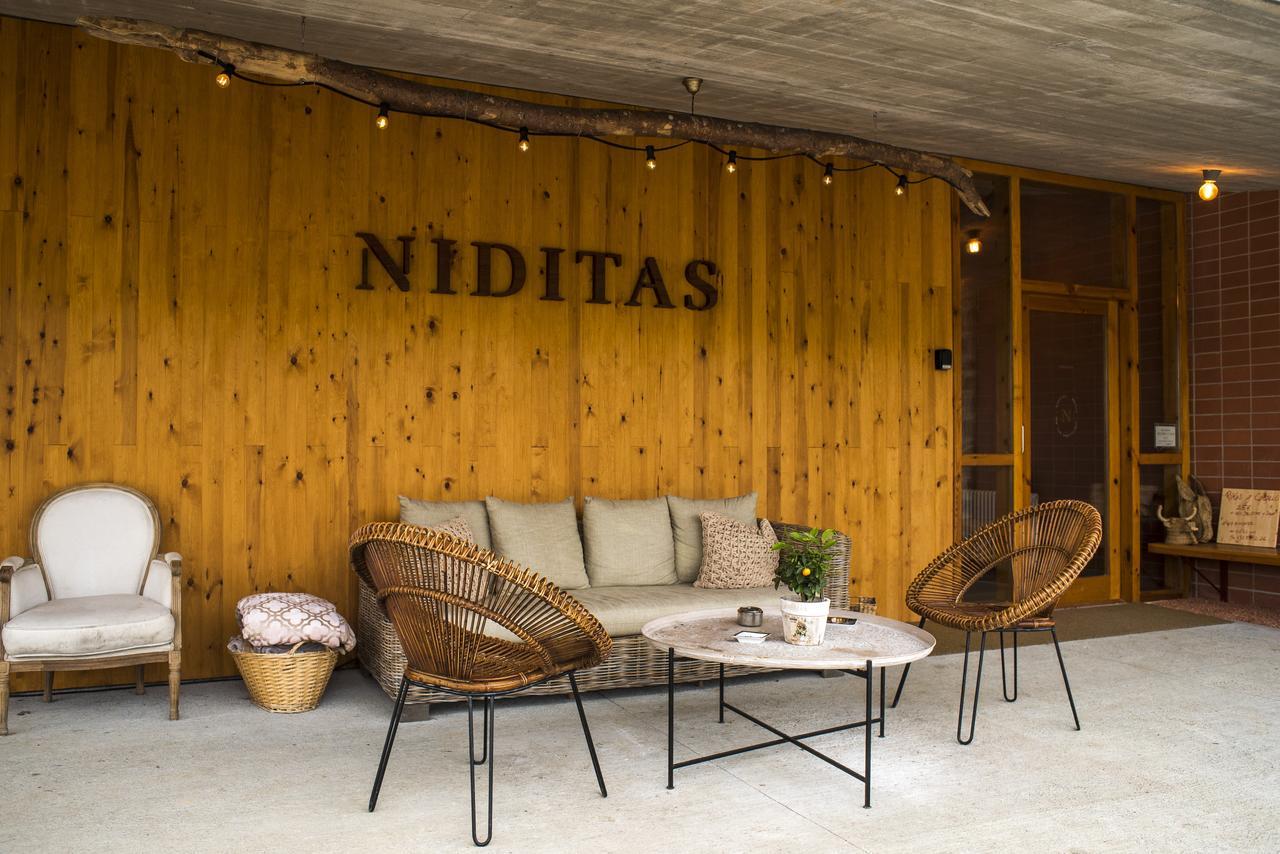 Suites Niditas Yuso Exteriör bild